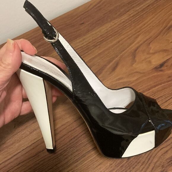 Sergio Rossi Black & White Patent Leather Open Toe Slingback Shoes.  Size 37.5. - Picture 7 of 11
